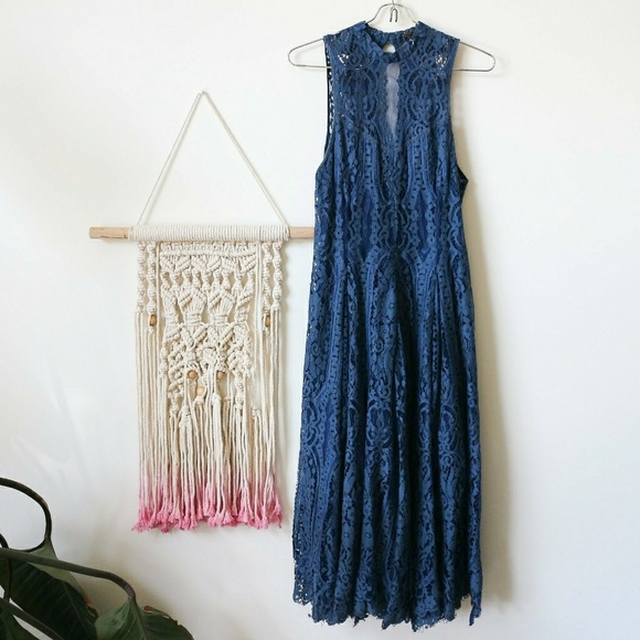 Free People Dresses & Skirts - Free People // Angel Rays Trapeze Lace Midi Dress